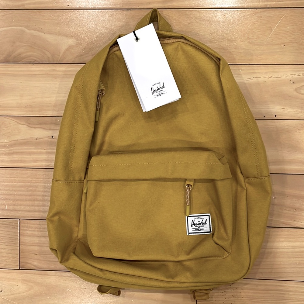 NWT HERSCHEL BACKPACK